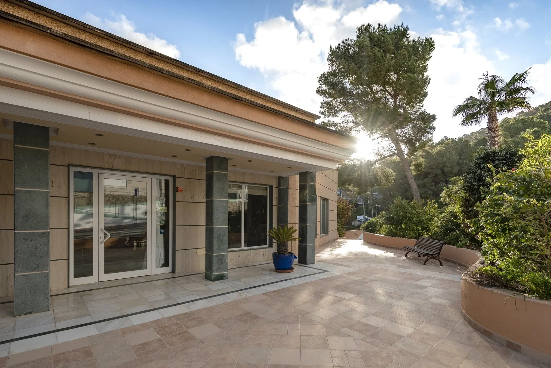 Aparthotel El Pinar — EL PINAR