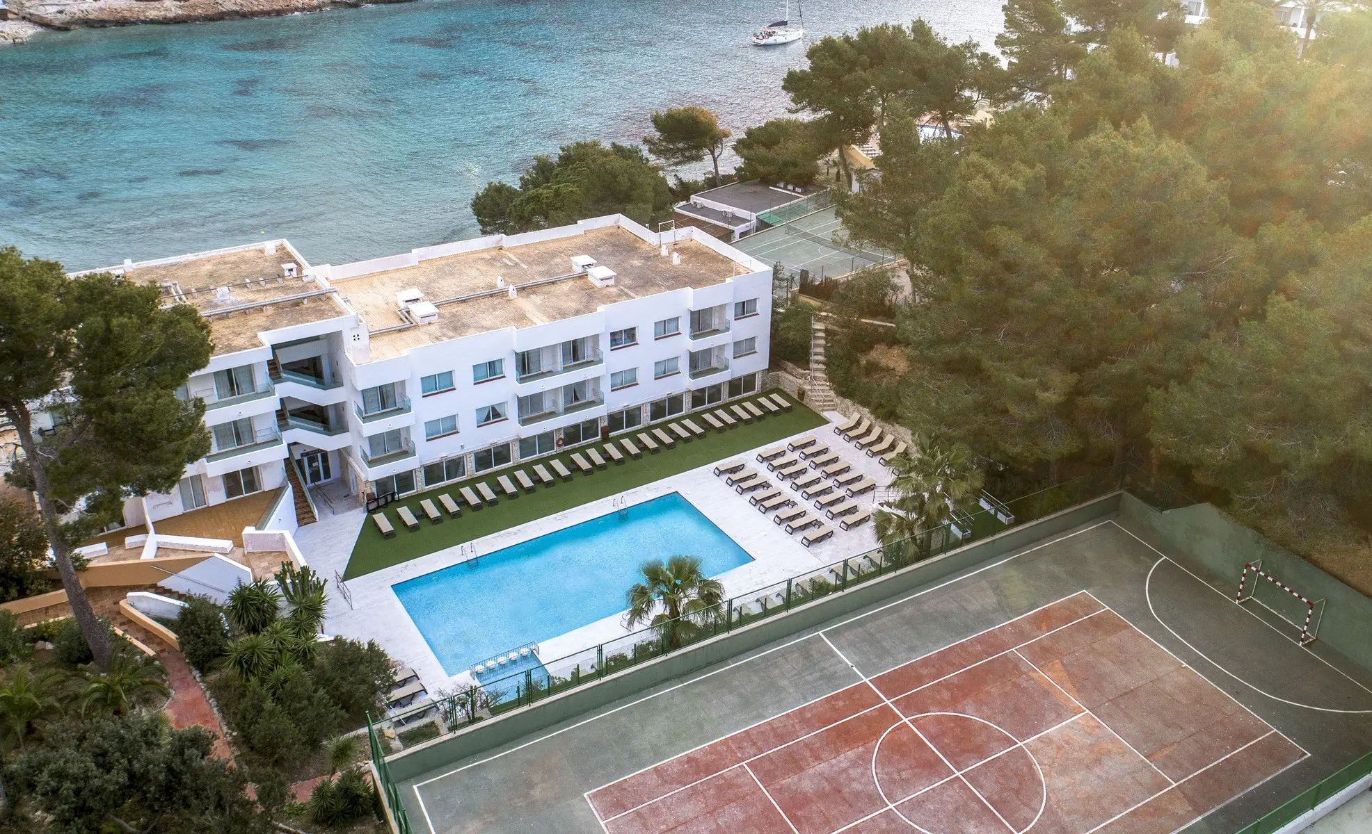 Aparthotel El Pinar — EL PINAR