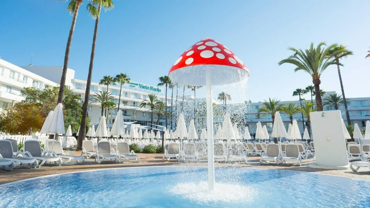 Aparthotel Protur Vista Badia — PROTUR VISTA BADIA