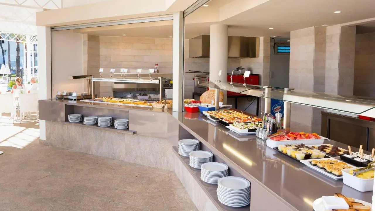 Aparthotel Protur Vista Badia — PROTUR VISTA BADIA