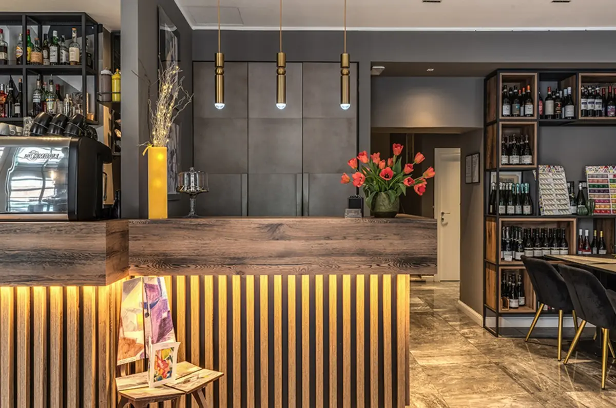 Apollo Boutique Hotel — APOLLO BOUTIQUE HOTEL