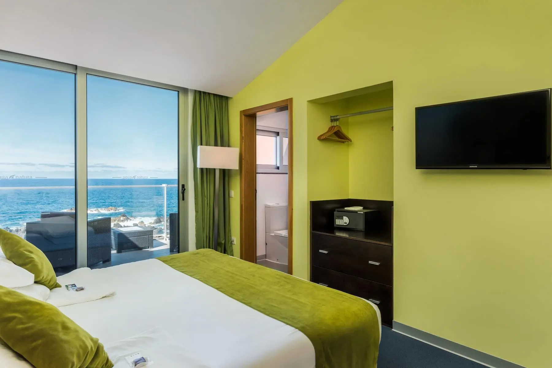 Aqua Natura Madeira — AQUA NATURA MADEIRA