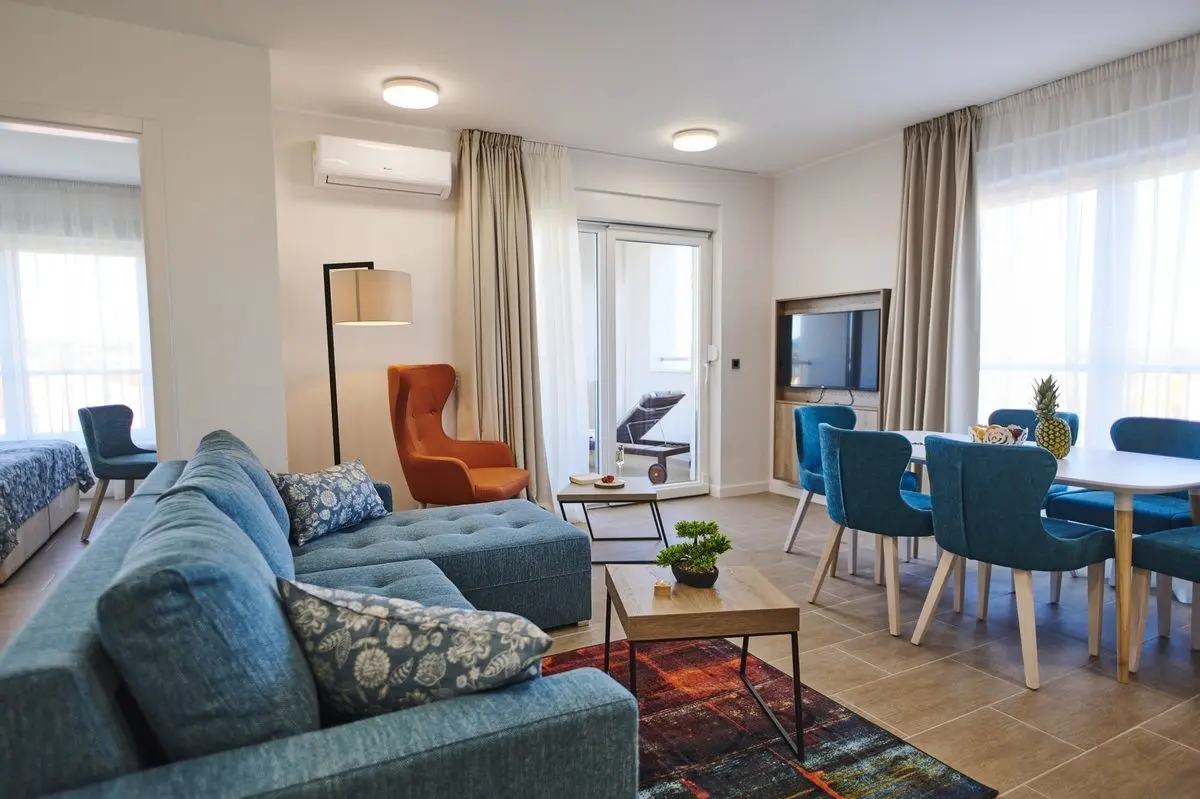 Arancini Residence — ARANCINI RESIDENCE