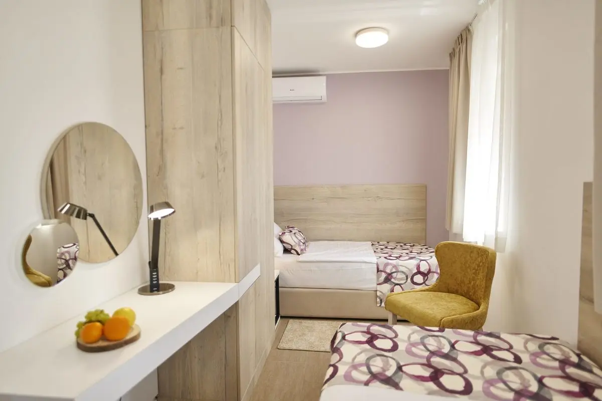 Arancini Residence — ARANCINI RESIDENCE