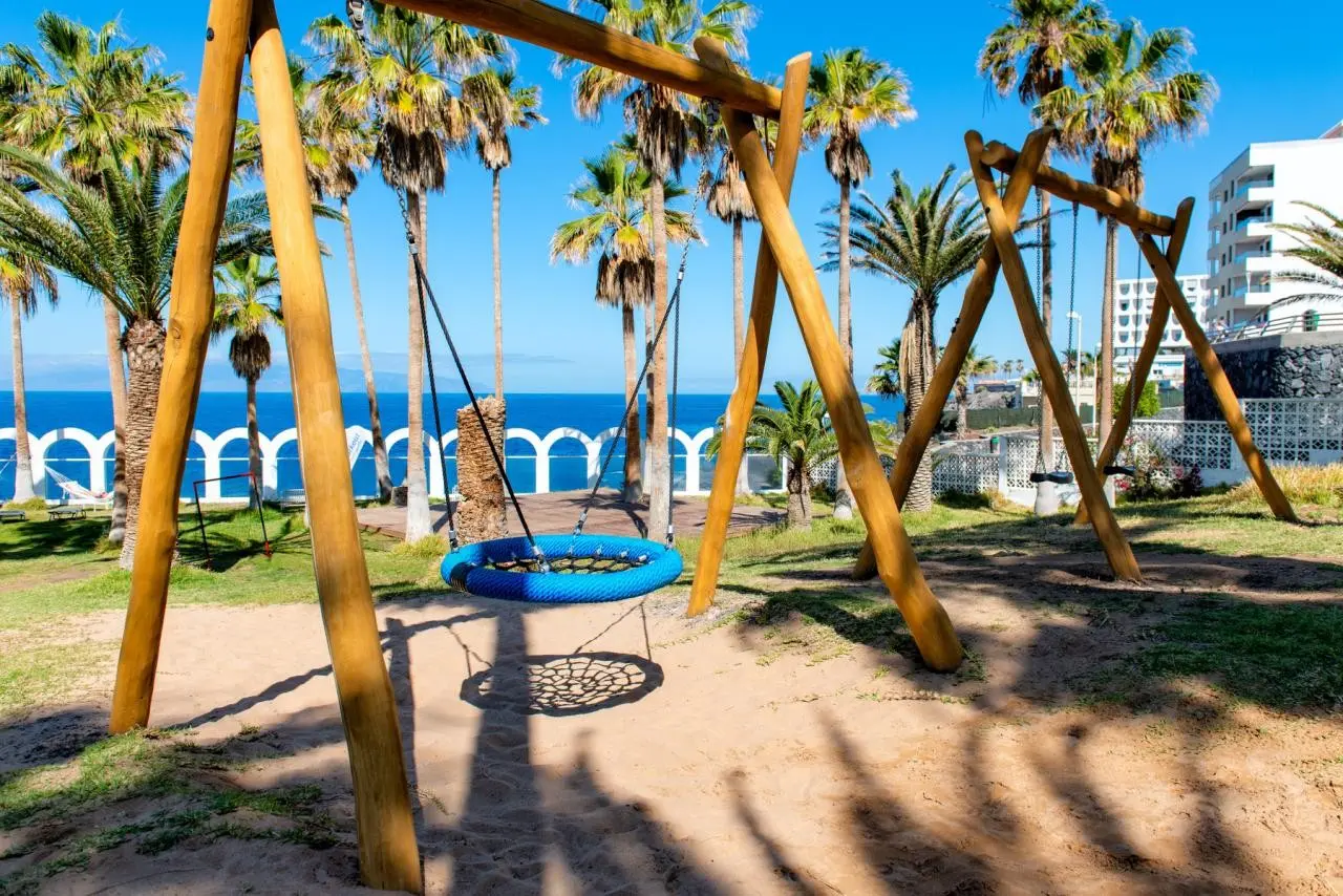 Atlantic Holiday Hotel — ATLANTIC HOLIDAY HOTEL