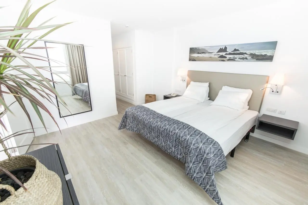 Atlantic Holiday Hotel — ATLANTIC HOLIDAY HOTEL