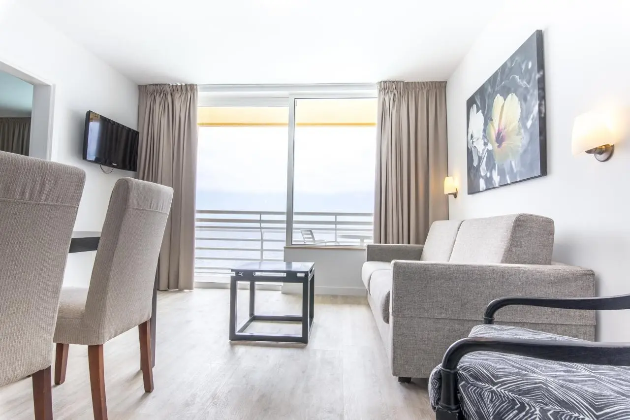 Atlantic Holiday Hotel — ATLANTIC HOLIDAY HOTEL