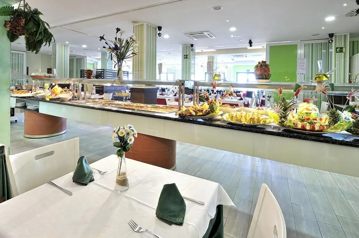 Benalmadena Palace — BENALMADENA PALACE