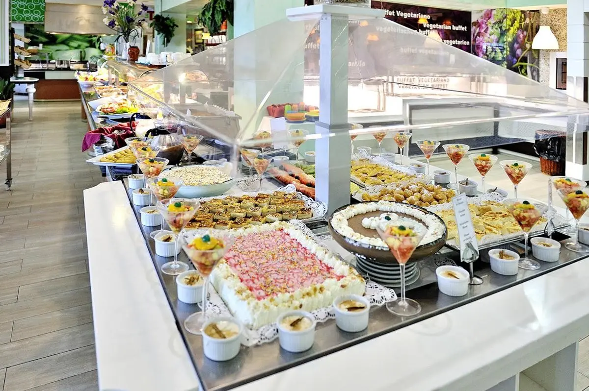 Benalmadena Palace — BENALMADENA PALACE