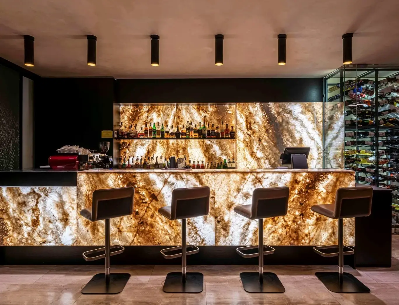 Lobby hotelu Berds Hotel Chisinau - MGallery Collection