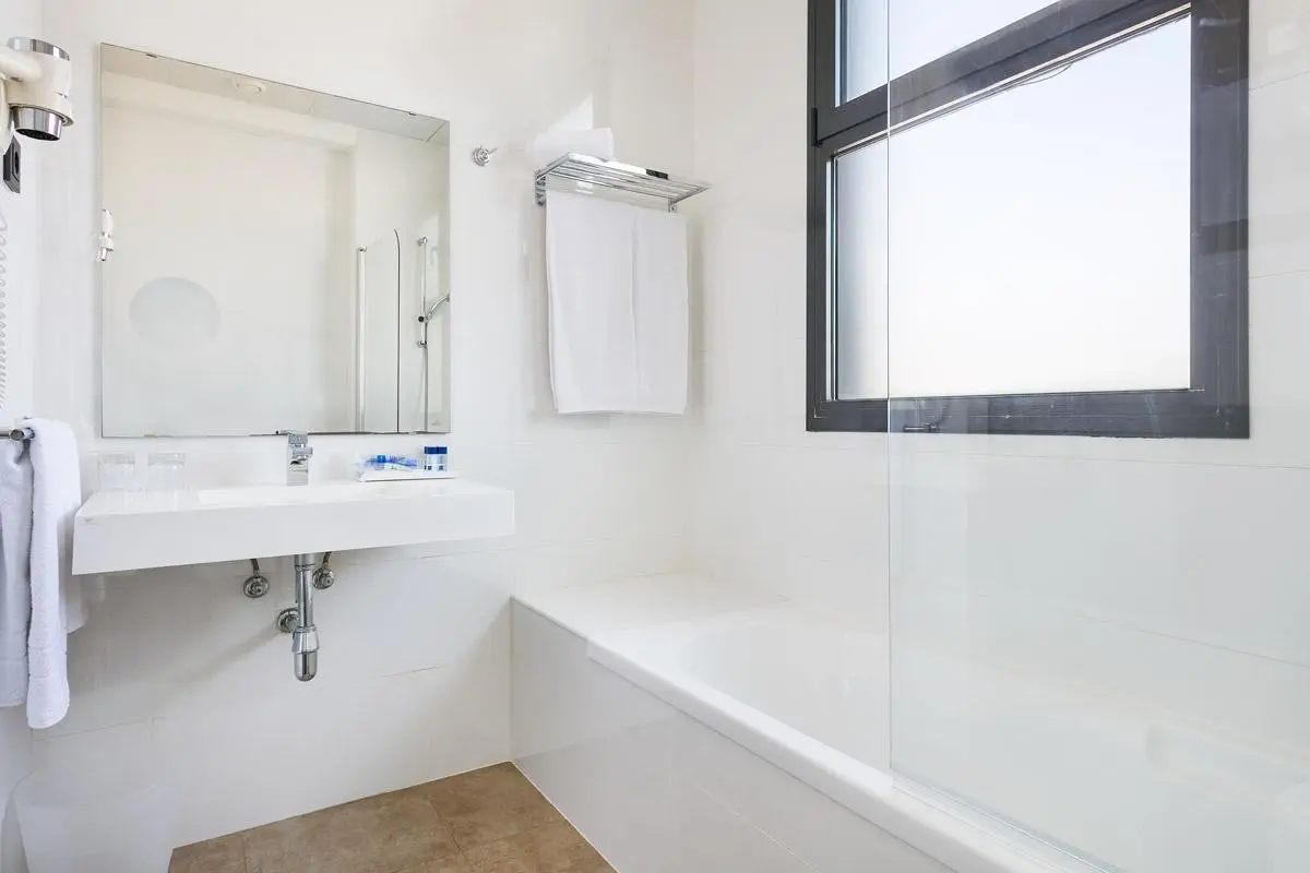 Best 4 Barcelona — BEST 4 BARCELONA