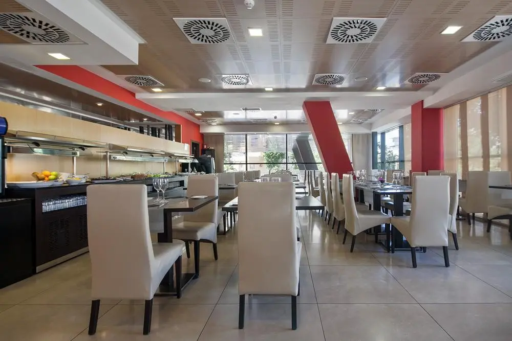 Best 4 Barcelona — BEST 4 BARCELONA