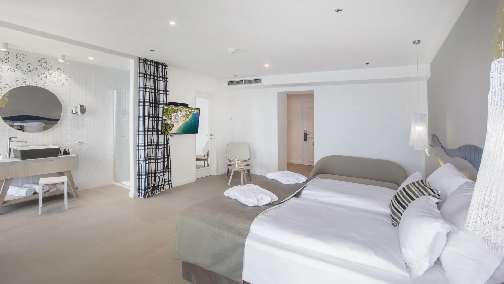 Bluesun Hotel Jadran — BLUESUN HOTEL JADRAN