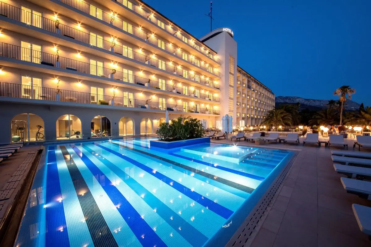 Bluesun Hotel Jadran — BLUESUN HOTEL JADRAN