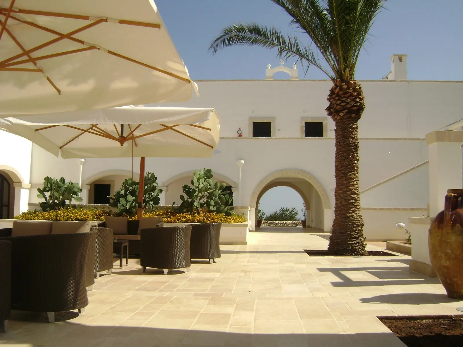 Borgobianco Resort & Spa — BORGOBIANCO