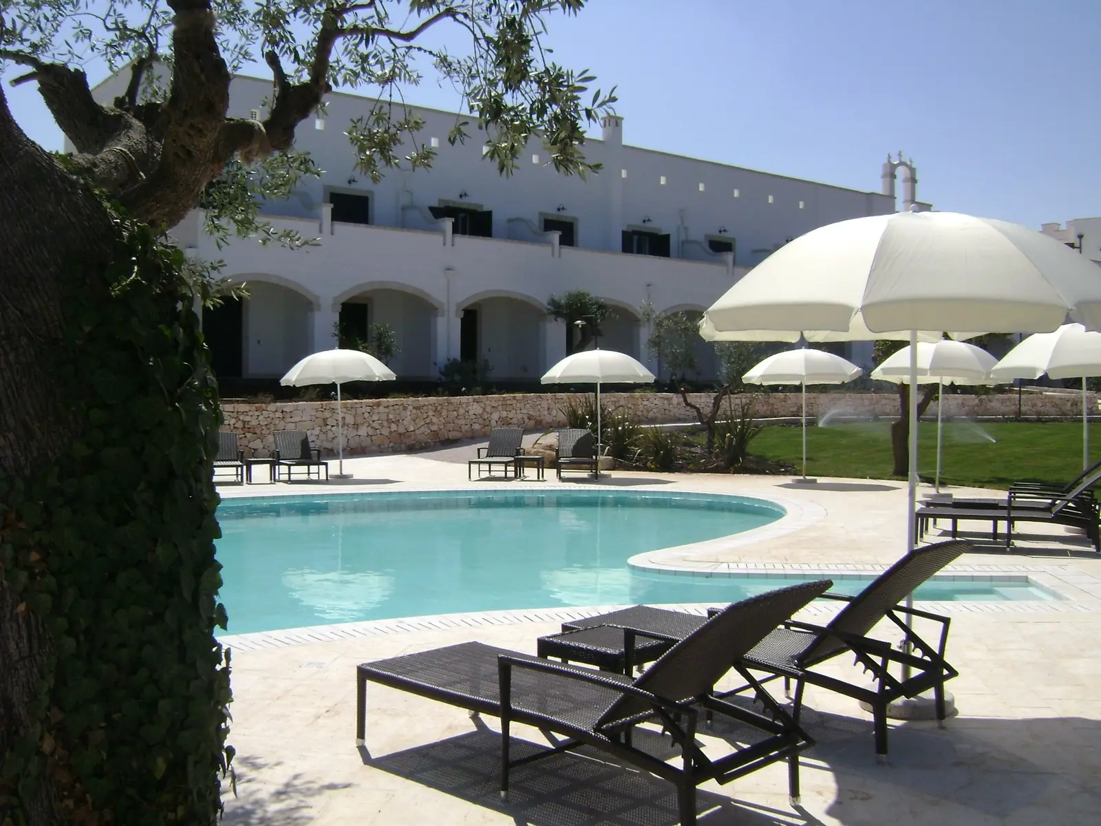 Borgobianco Resort & Spa — BORGOBIANCO