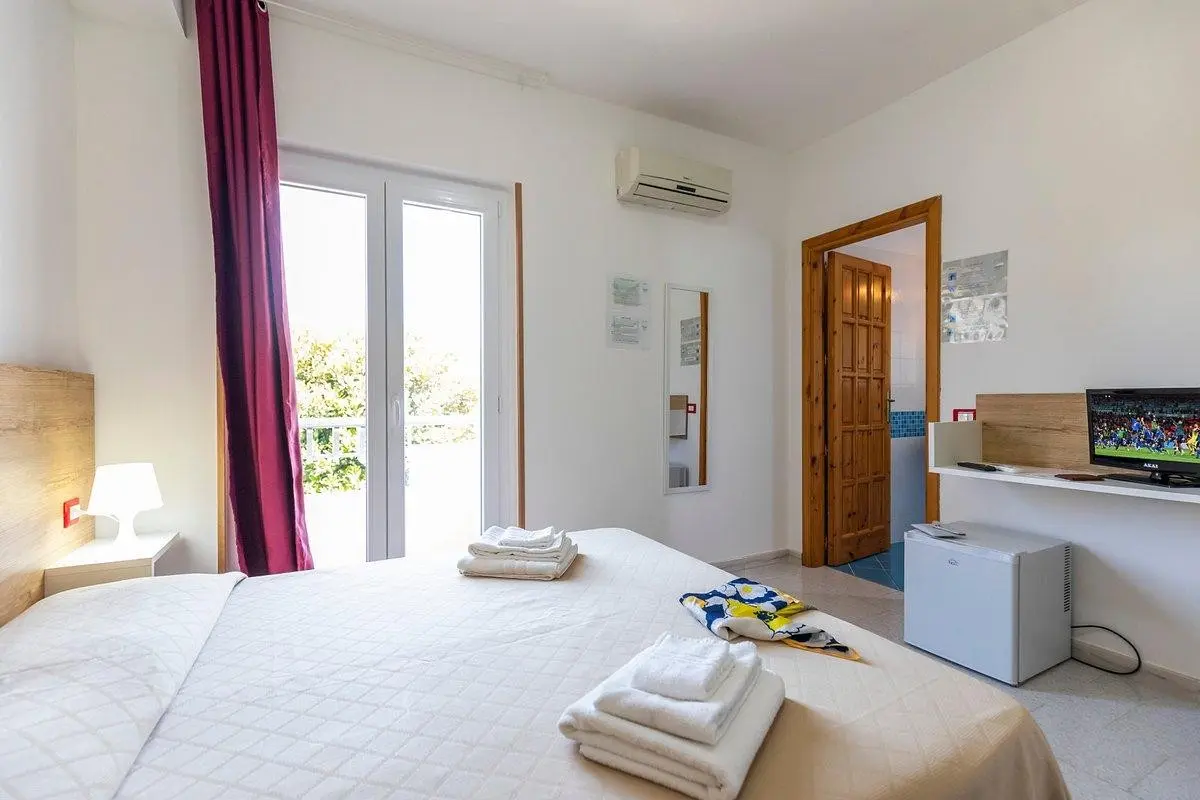 Calabrisella — CALABRISELLA