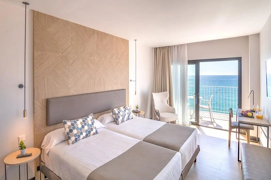 Cap Negret — CAP NEGRET