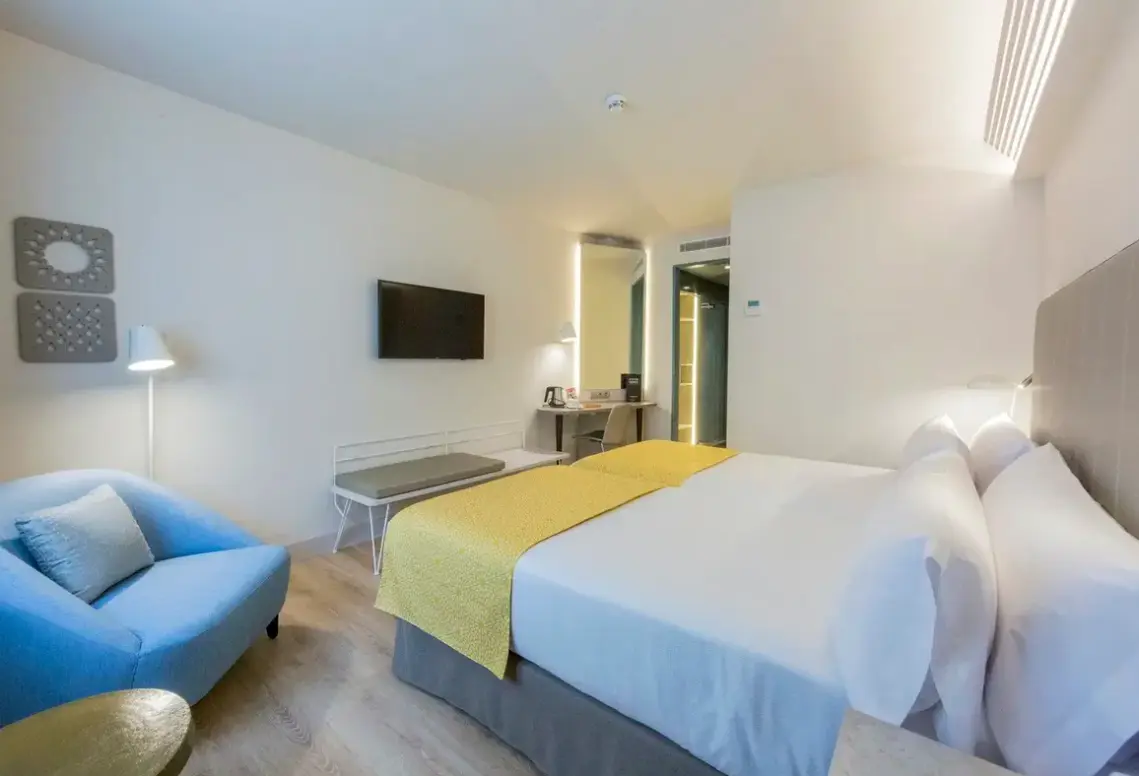 Pokój w hotelu Catalonia Granada