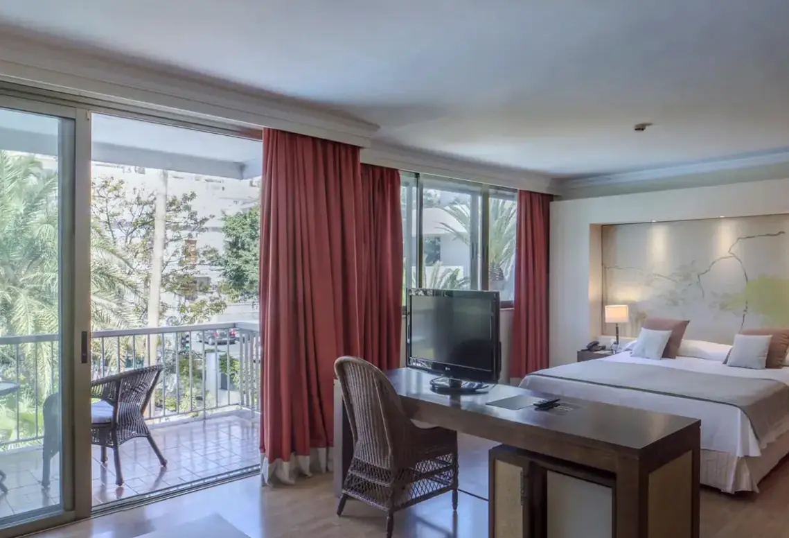 Pokój w hotelu Colón Rambla