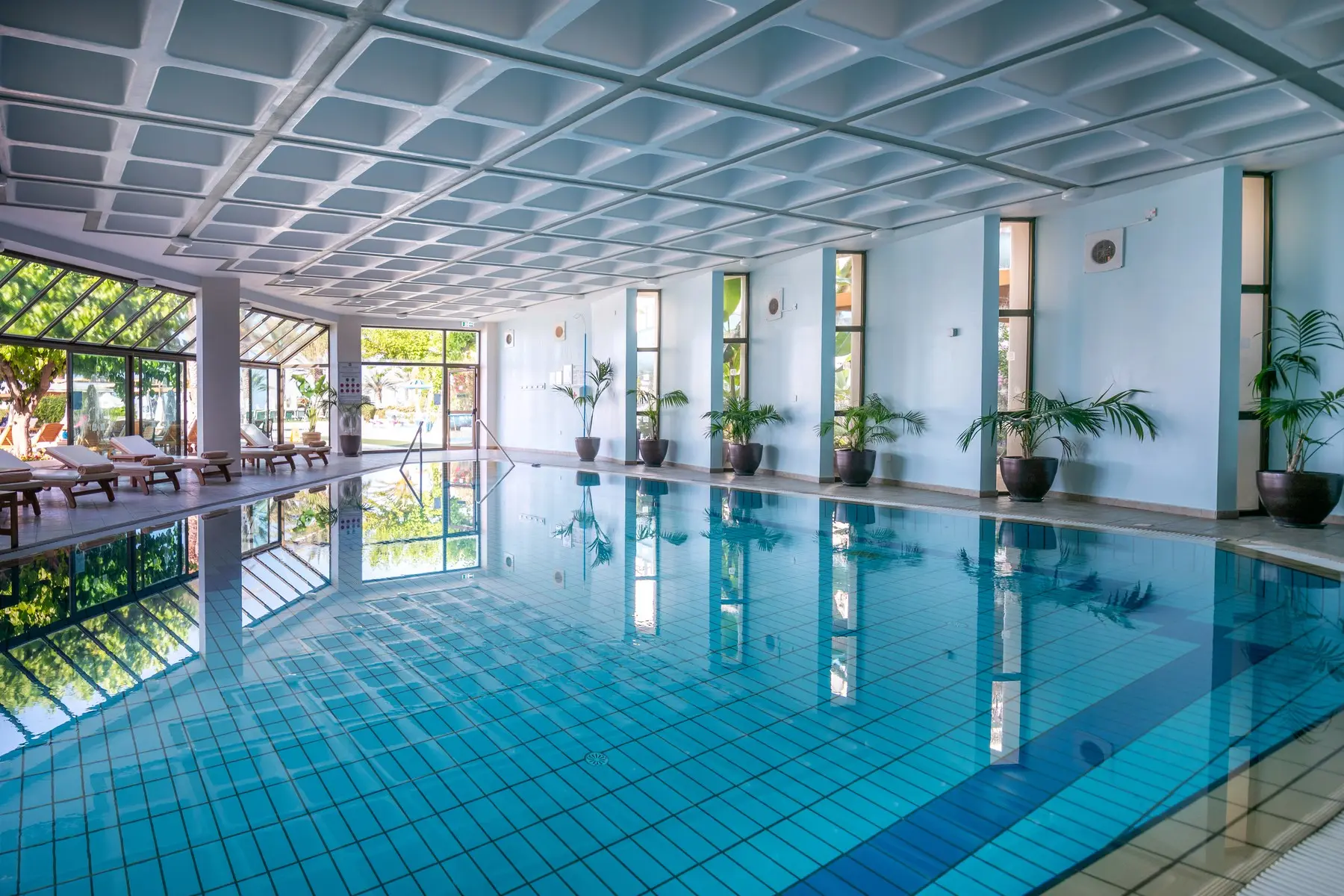 Constantinou Bros Athena Beach Hotel — CONSTANTINOU BROS ATHENA BEACH