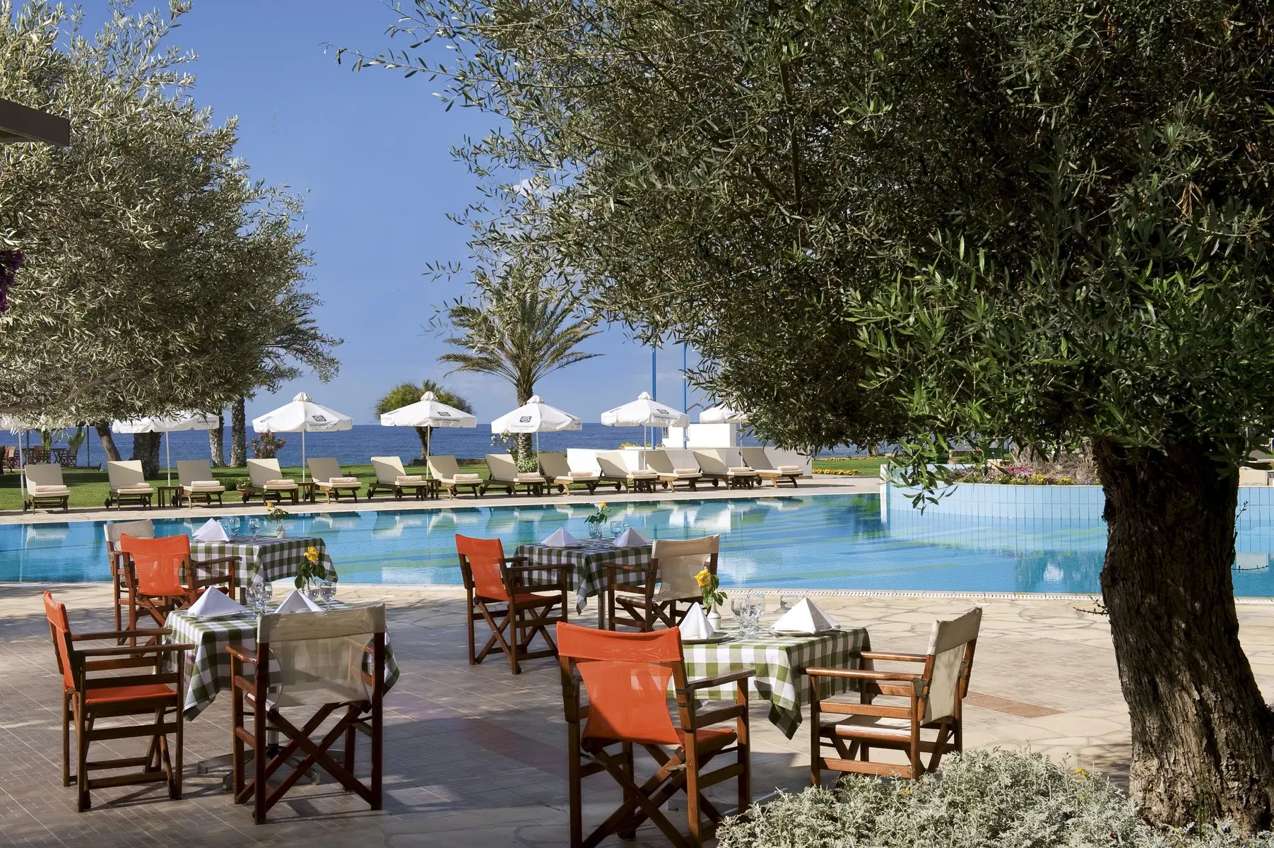 Constantinou Bros Athena Royal Beach Hotel — CONSTANTINOU BROS ATHENA ROYAL