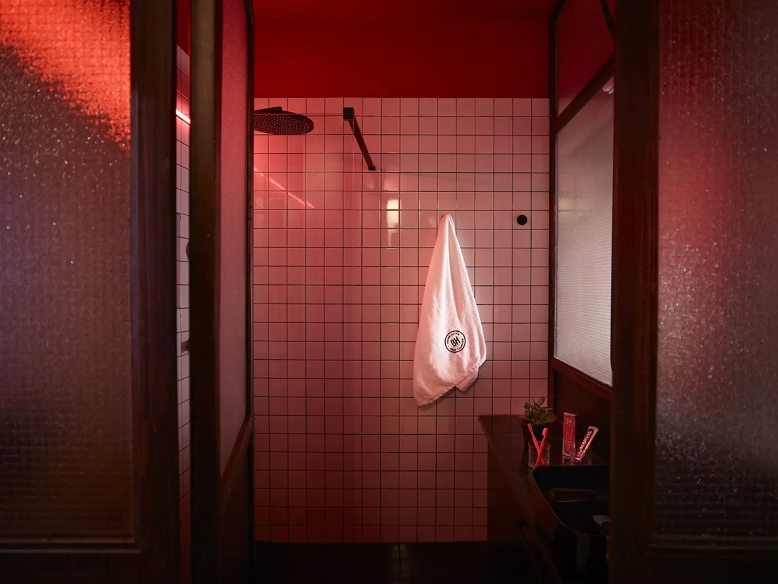 Dave Red Athens — DAVE RED ATHENS