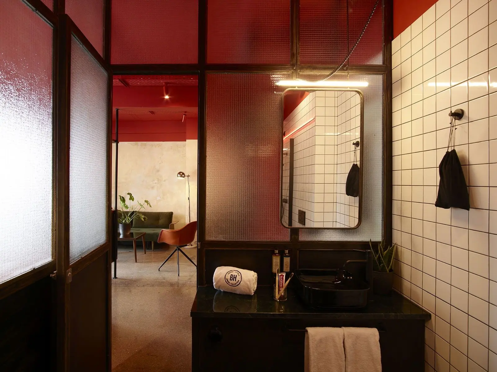 Dave Red Athens — DAVE RED ATHENS