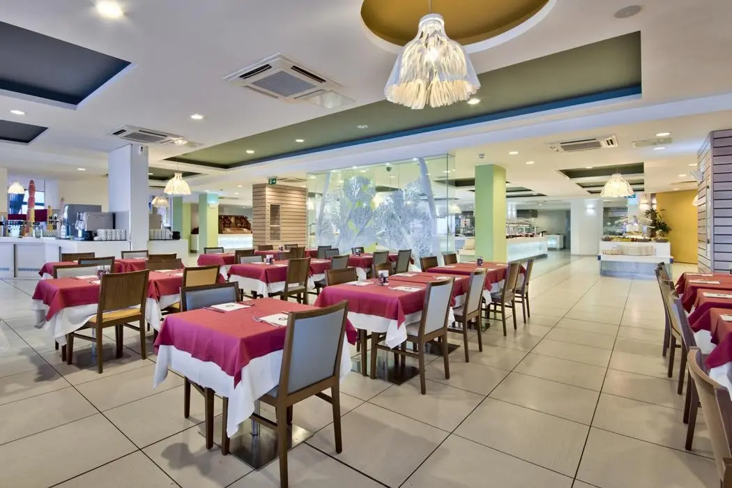 db Seabank Resort + Spa — db SEABANK RESORT & SPA