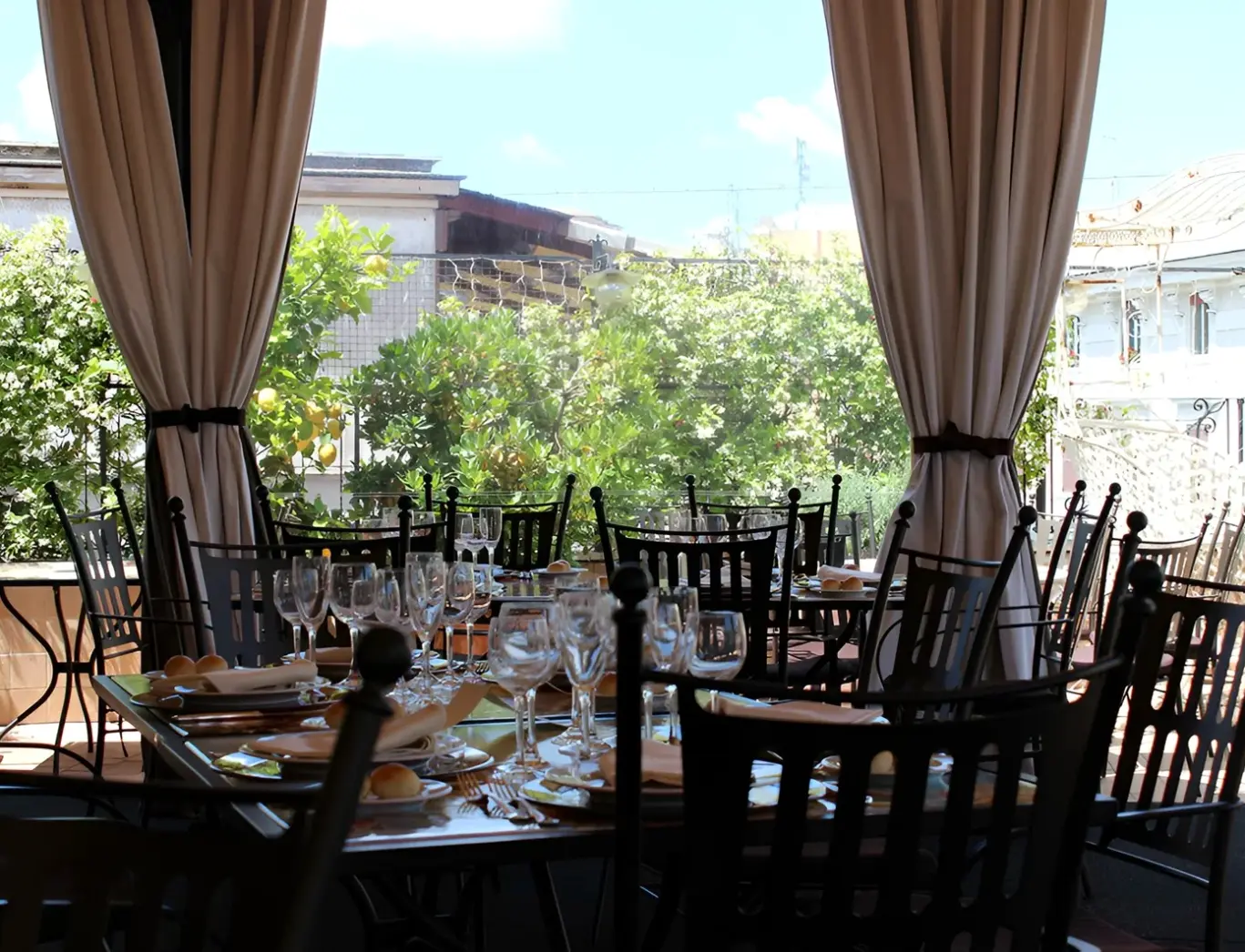 Restauracja i jedzenie w hotelu Dei Consoli Roma