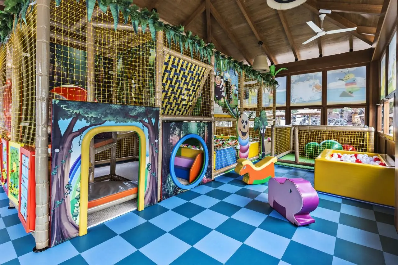 Elba Lanzarote Royal Village Resort — ELBA LANZAROTE ROYAL VILLAGE RESORT