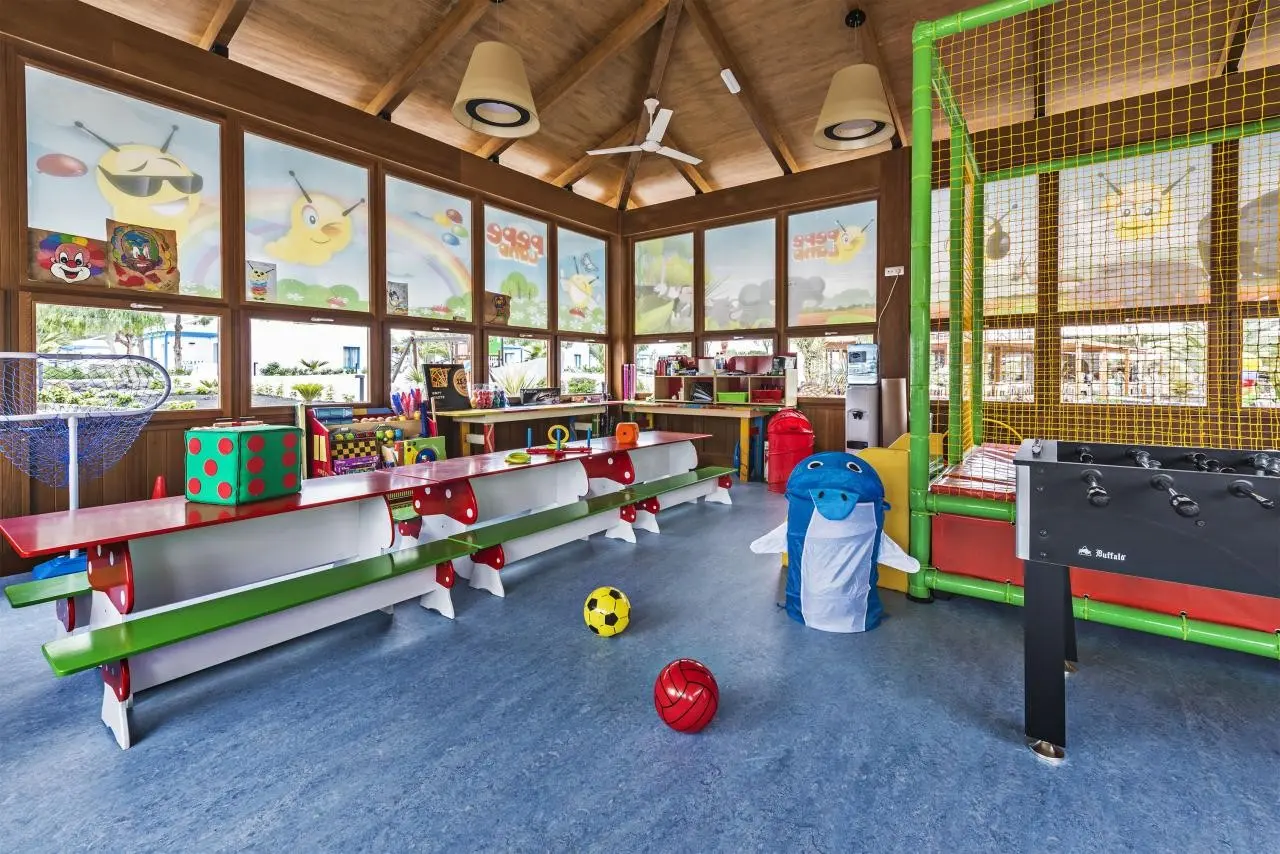 Elba Lanzarote Royal Village Resort — ELBA LANZAROTE ROYAL VILLAGE RESORT