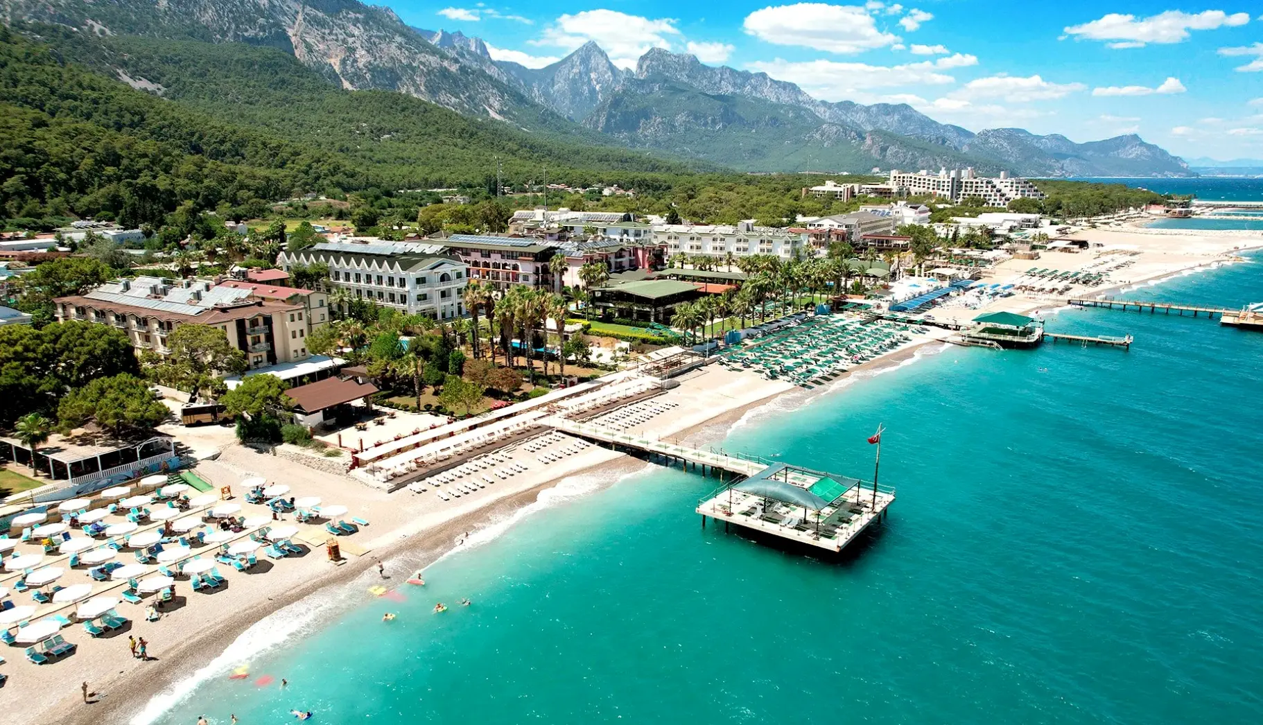 Plaża przy hotelu Esma Clove Resort & Spa