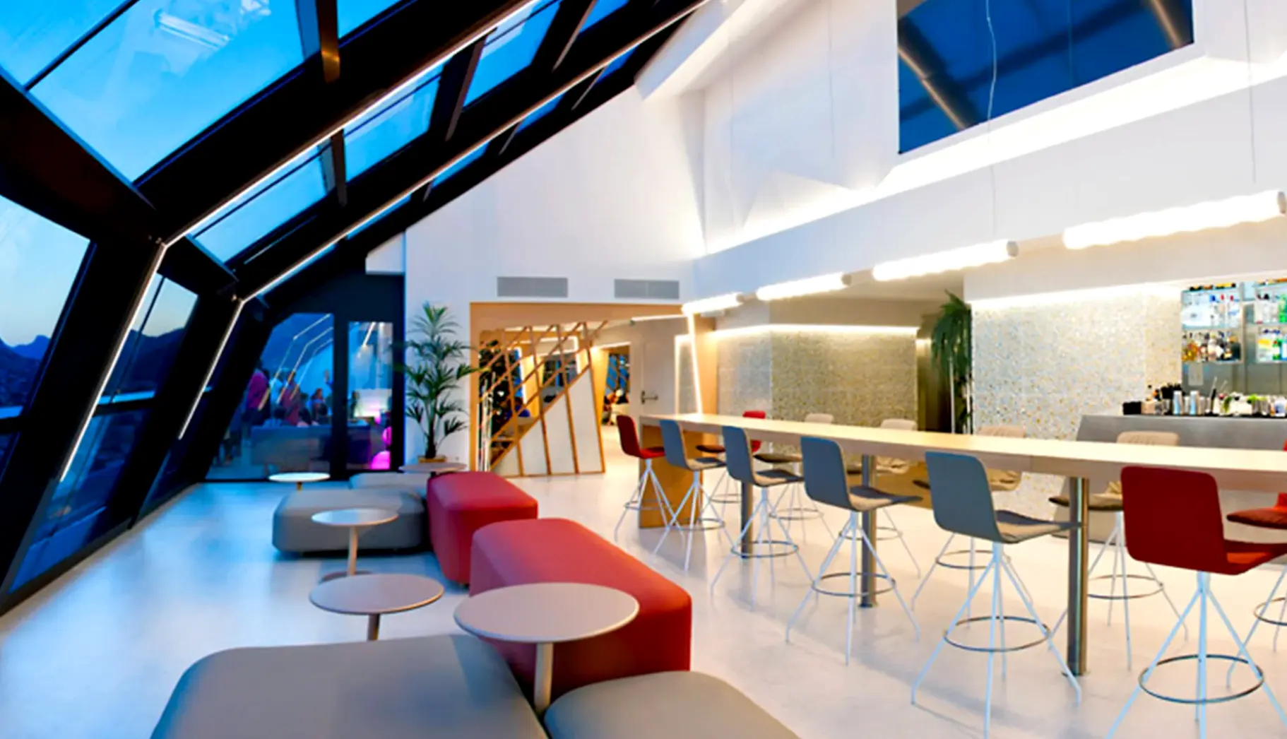 Lobby hotelu Estimar Calpe Suitopia 3 & Three