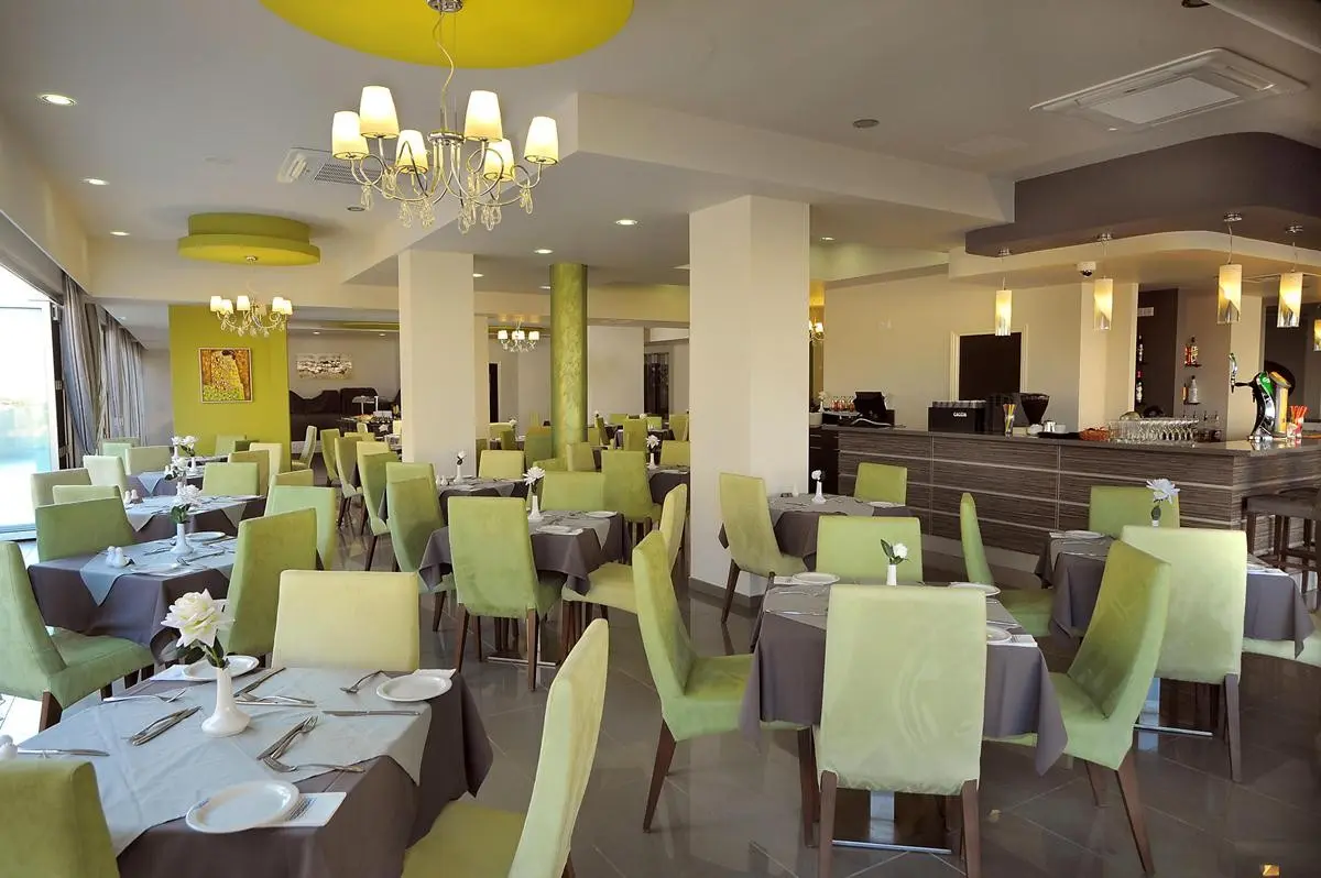 Euronapa Hotel — EURONAPA HOTEL APARTMENTS