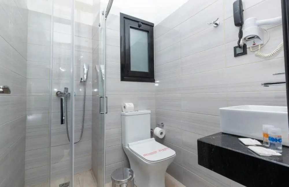 Evita Asty — EVITA ASTY