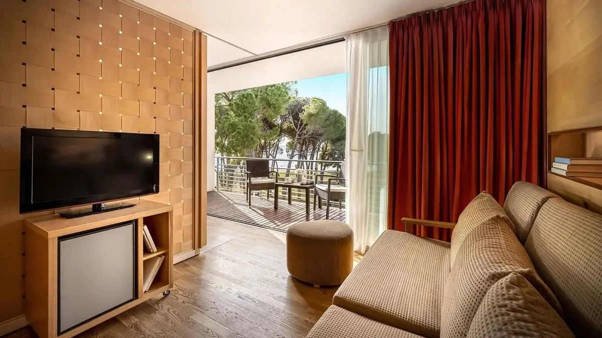 Falkensteiner Hotel Adriana — FALKENSTEINER HOTEL ADRIANA