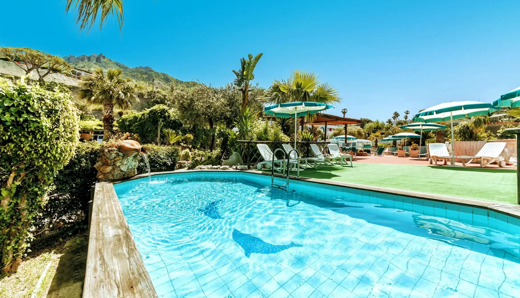 Basen w hotelu Galidon Wellness Park & SPA
