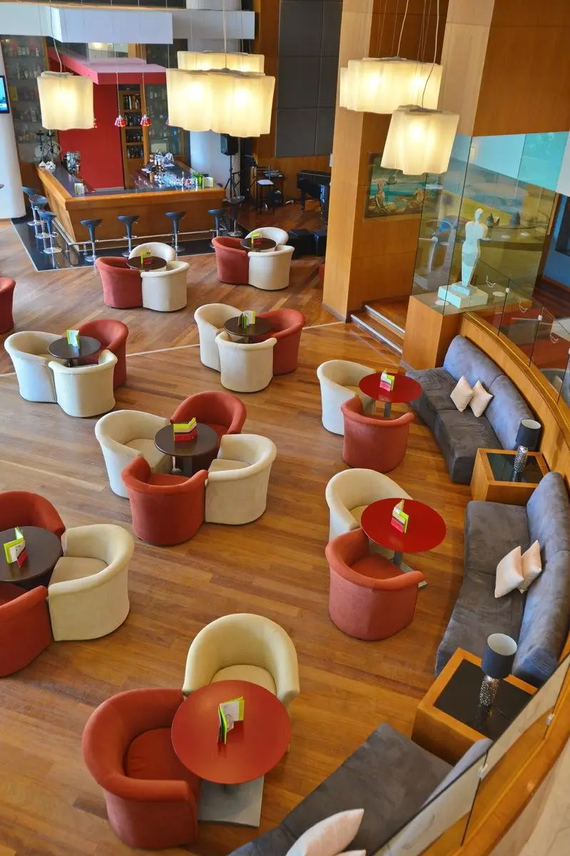 Golden Bay Beach — GOLDEN BAY BEACH