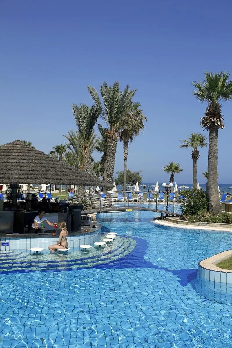 Golden Bay Beach — GOLDEN BAY BEACH