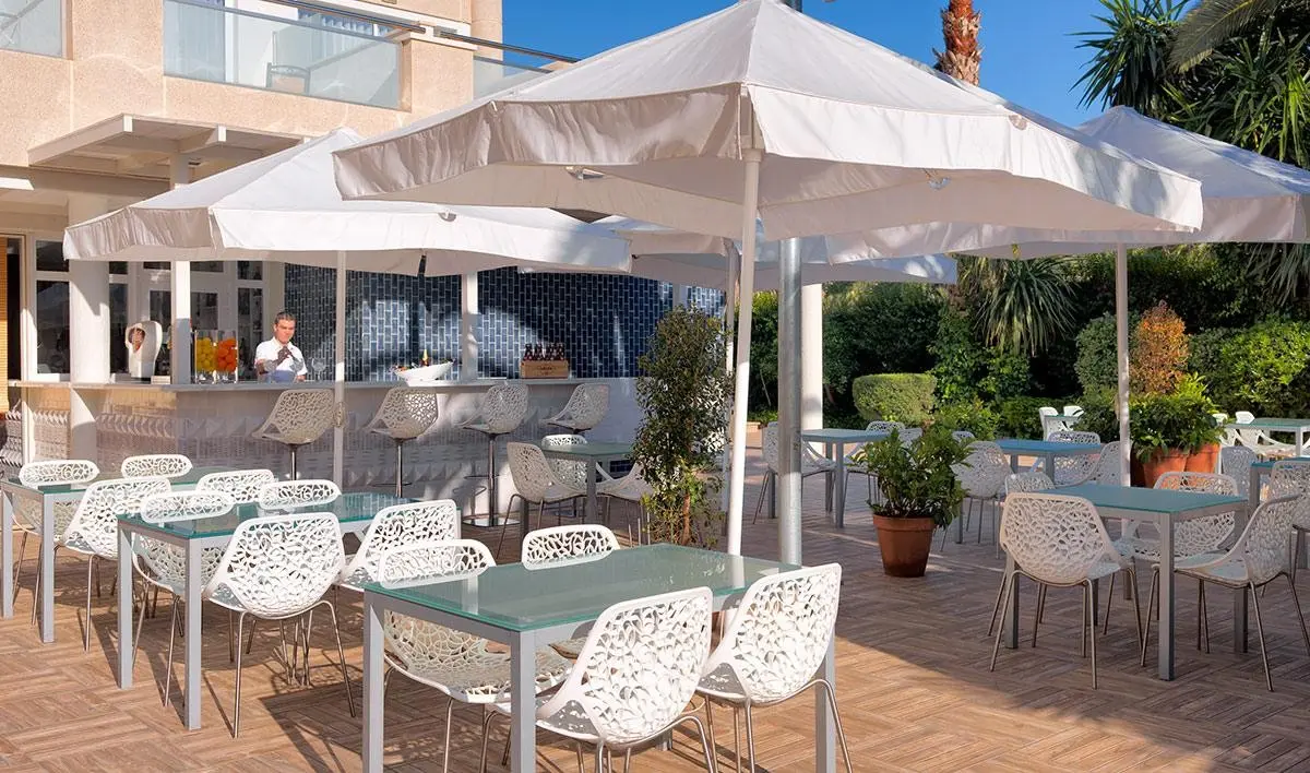 H10 Mediterranean Village — H10 VINTAGE SALOU