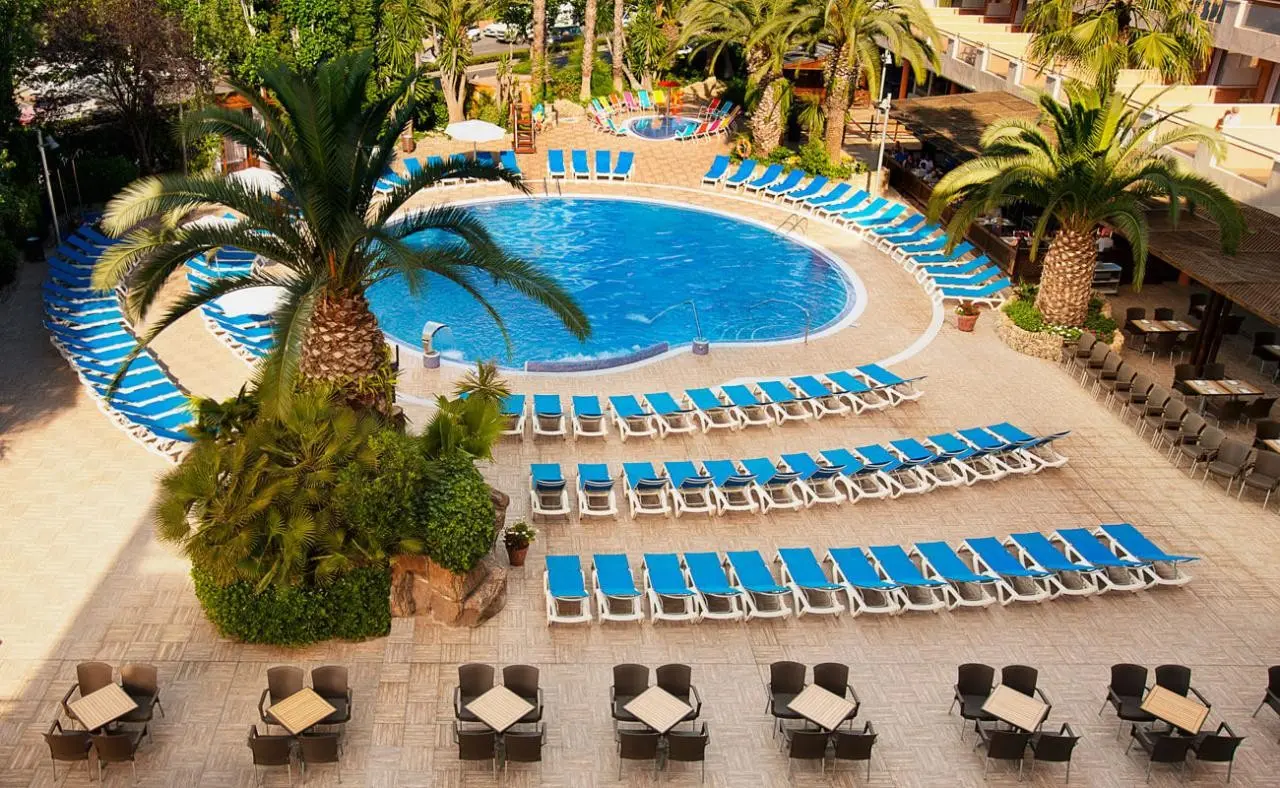 H10 Mediterranean Village — H10 VINTAGE SALOU