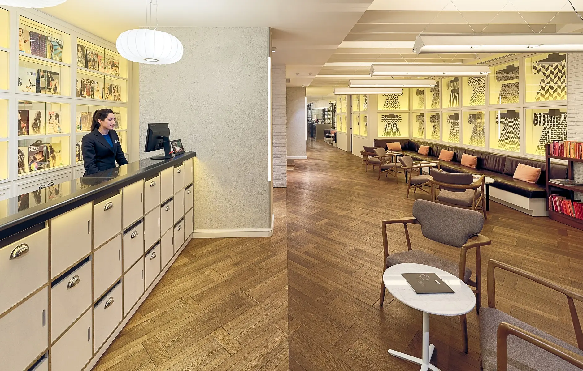 Lobby hotelu H10 Universitat