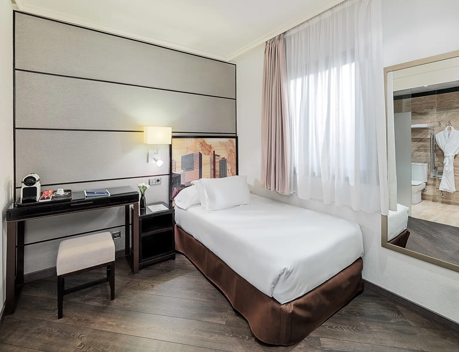 Pokój w hotelu H10 Universitat
