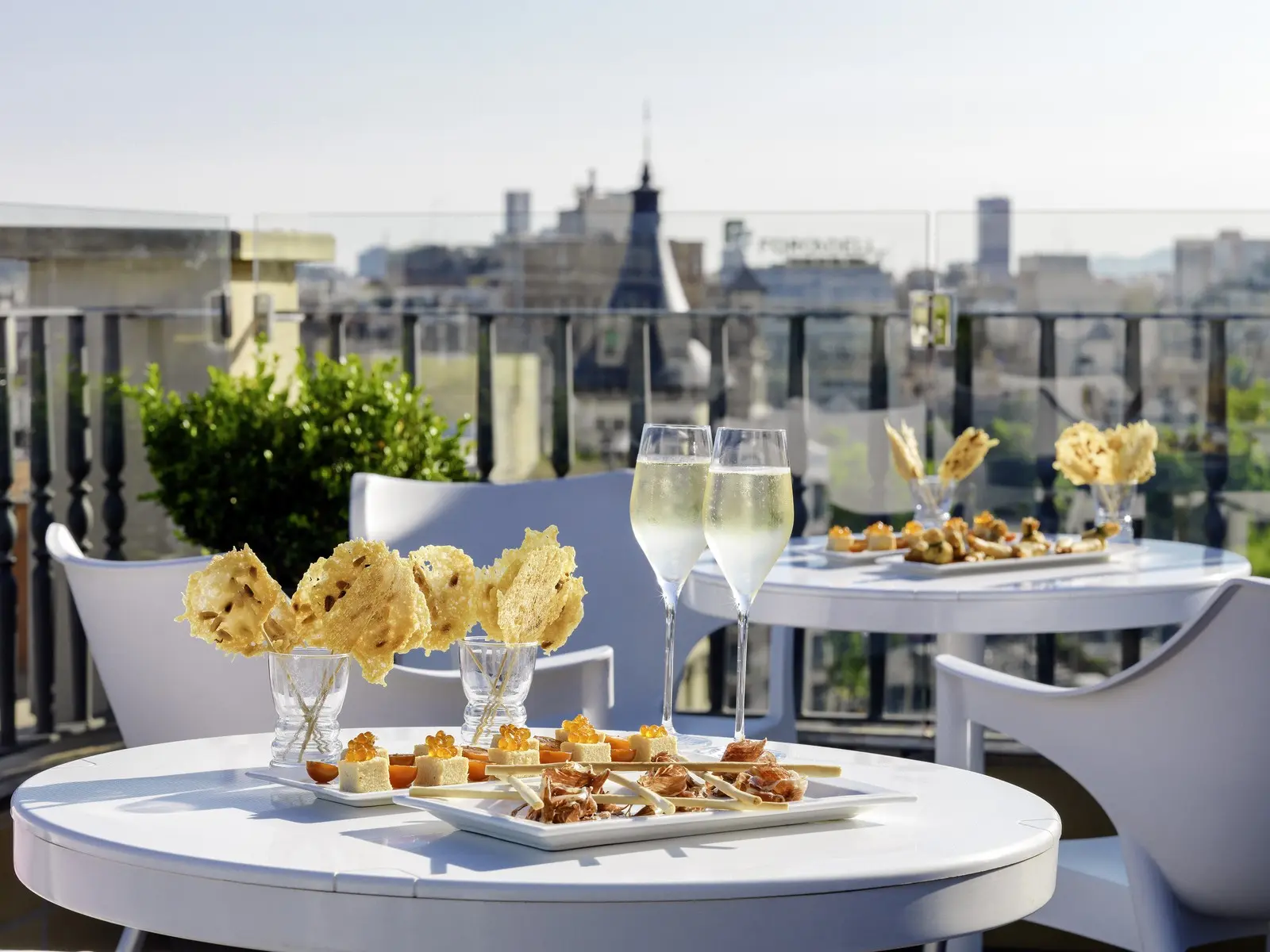 Widok z hotelu H10 Universitat