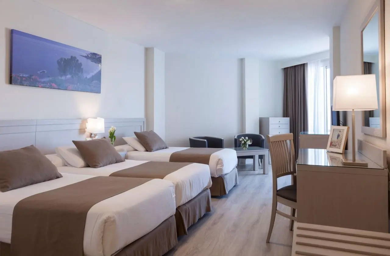 Helios Costa Tropical — HELIOS COSTA TROPICAL