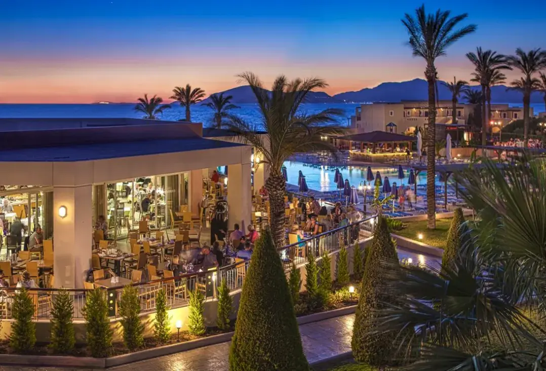Restauracja i jedzenie w hotelu Horizon Beach