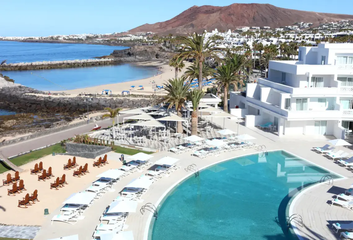 Basen w hotelu Iberostar Selection Lanzarote Park