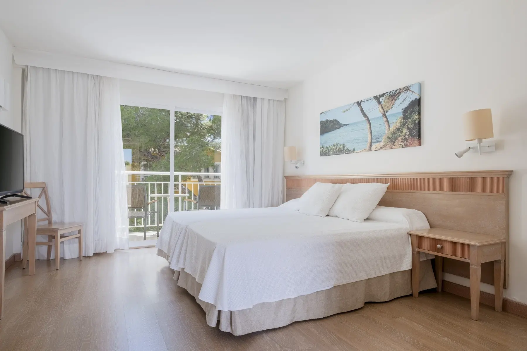 Iberostar Waves Club Cala Barca — IBEROSTAR WAVES CLUB CALA BARCA