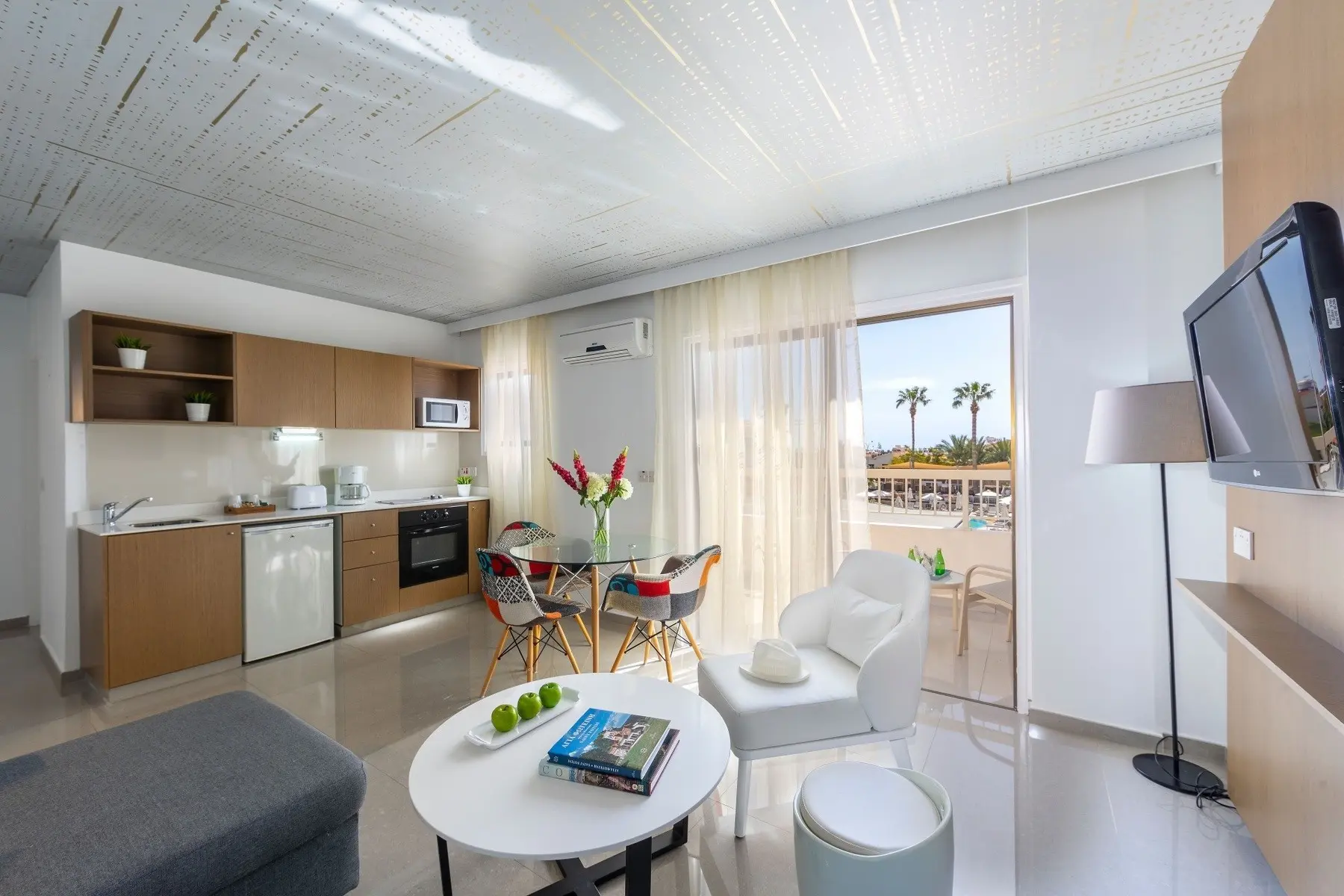 King Jason Paphos — THE KING JASON PAPHOS